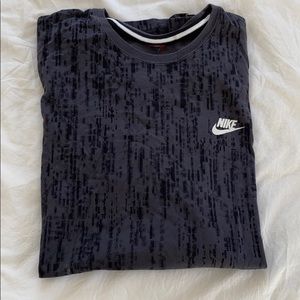 Men’s Nike T-shirt